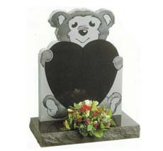 bear wth heart headstone